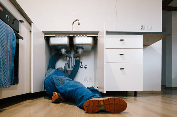 Professional Plumbing technician working in Lyons, KS